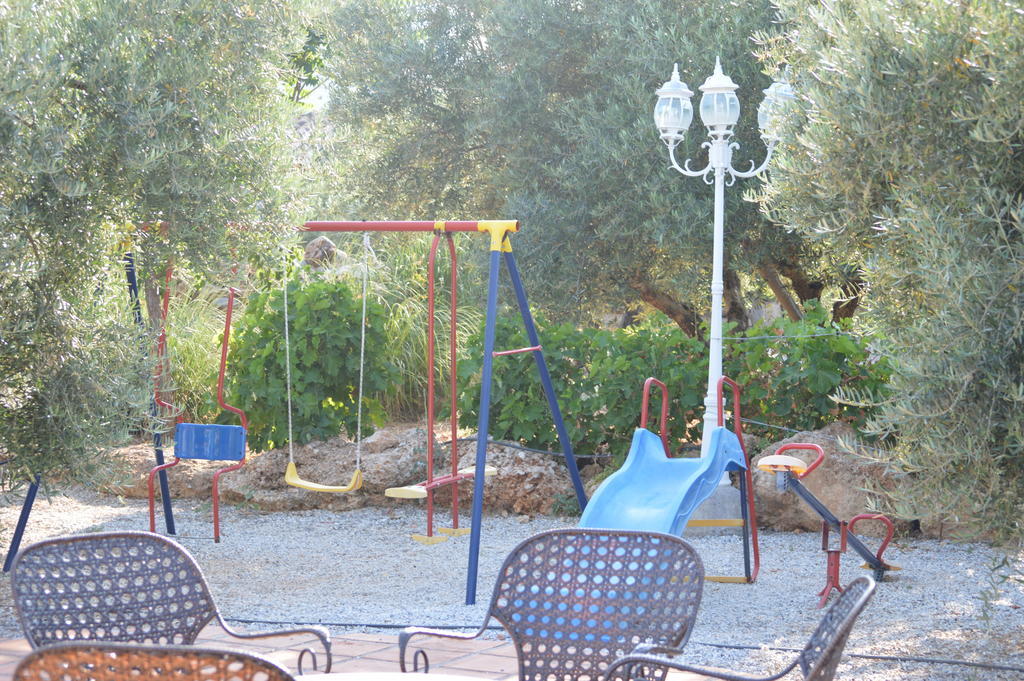 Complejo Rural Ibipozo Guest House Pozo Alcon Bagian luar foto